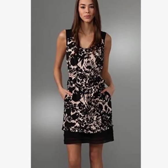 Diane Von Furstenberg Alric silk cream/black floral shift dress with pockets - Picture 1 of 13